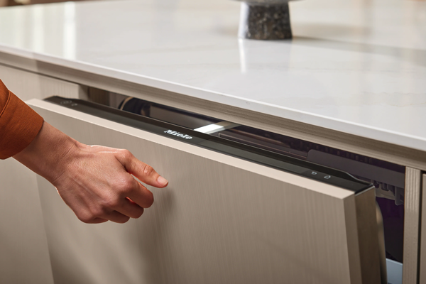 Функция Knock2open в посудомоечных машинах Miele Функция Knock2open в посудомоечных машинах Miele